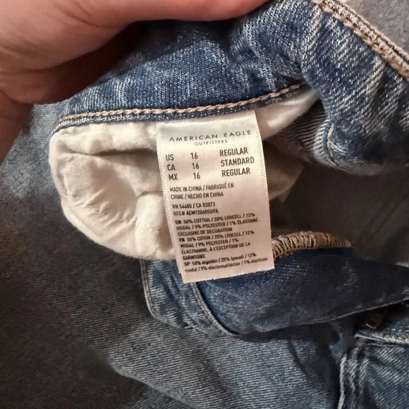 American Eagle Outfitters Highest Mom Jeans Denim Jeans - Picture 5 of 8